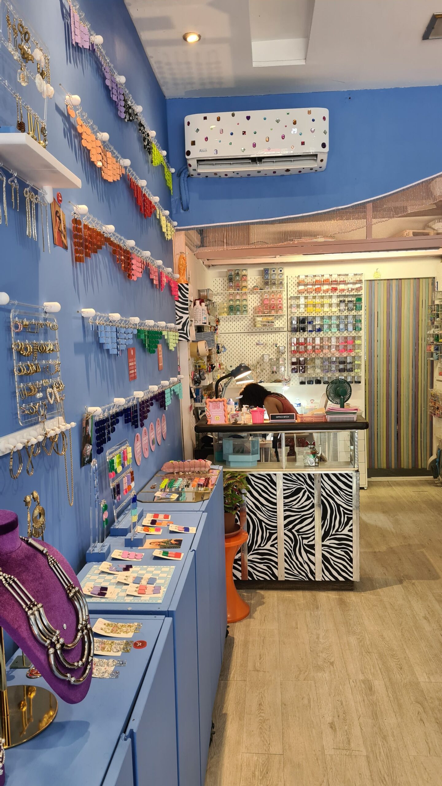 photo de la boutique Bijouterie KITX à Marseille