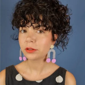 Boucles d’oreilles fantaisie en plexiglass Arcade Rayé Rose